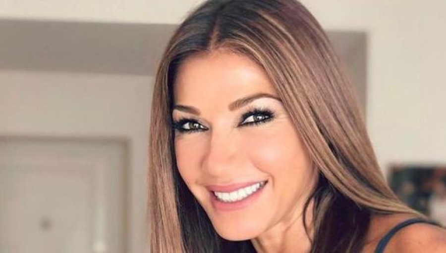 Catherine Fulop se encuentra de vacaciones en Miami y compartió una foto en bikini que enloqueció las redes sociales