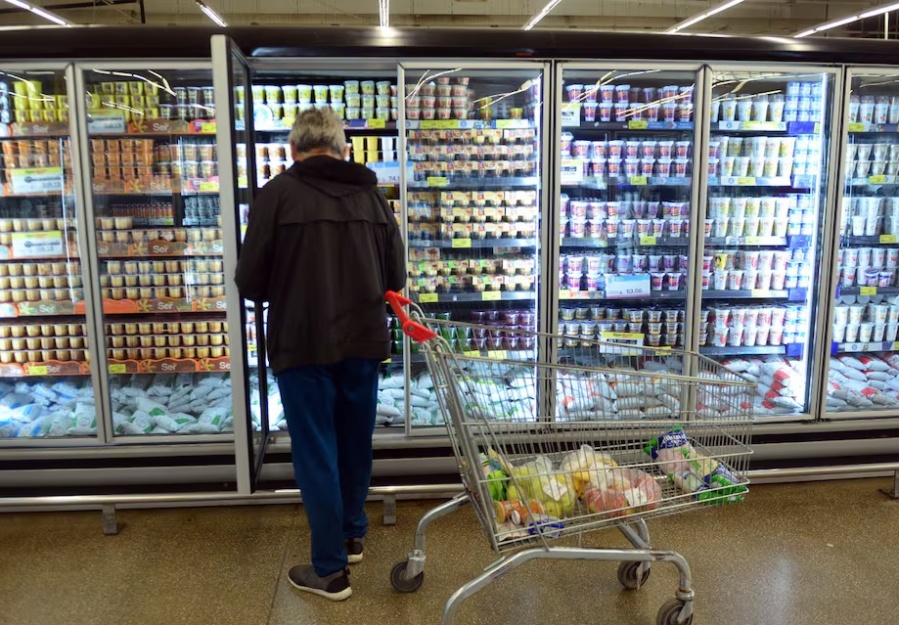 Los argentinos creen que la inflación será del 45% en el 2025: mayor pesimismo en el AMBA que en el interior del país