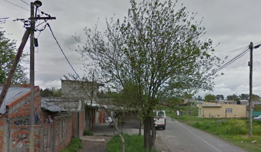 Vecinos de 64 y 164 piden por la colocación de luces en las calles