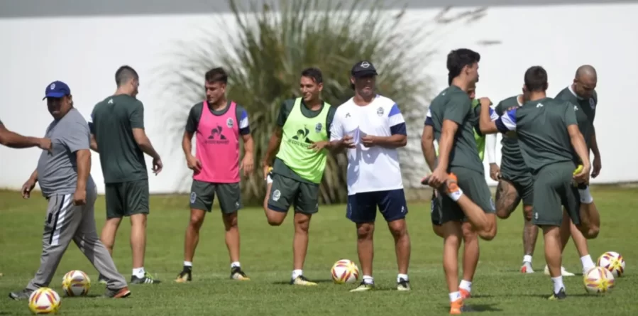 Que 20 años no es nada: Un ex DT Tripero rompió una extensa racha, repitió su registro en el Lobo y salvó a su equipo