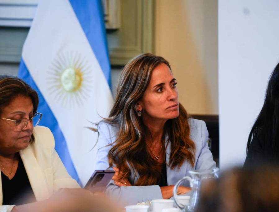 Tolosa Paz ratificó el rechazo de Unión por la Patria a la Ley Ómnibus a pesar de los cambios: ”No basta con retirar YPF”