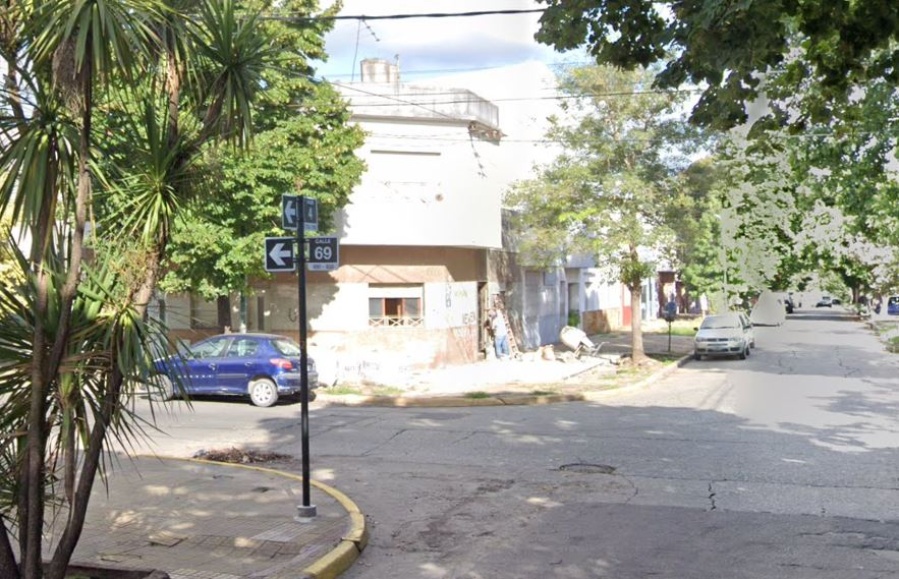 Atacaron a un jubilado de 95 años y a su cuidadora durante la madrugada