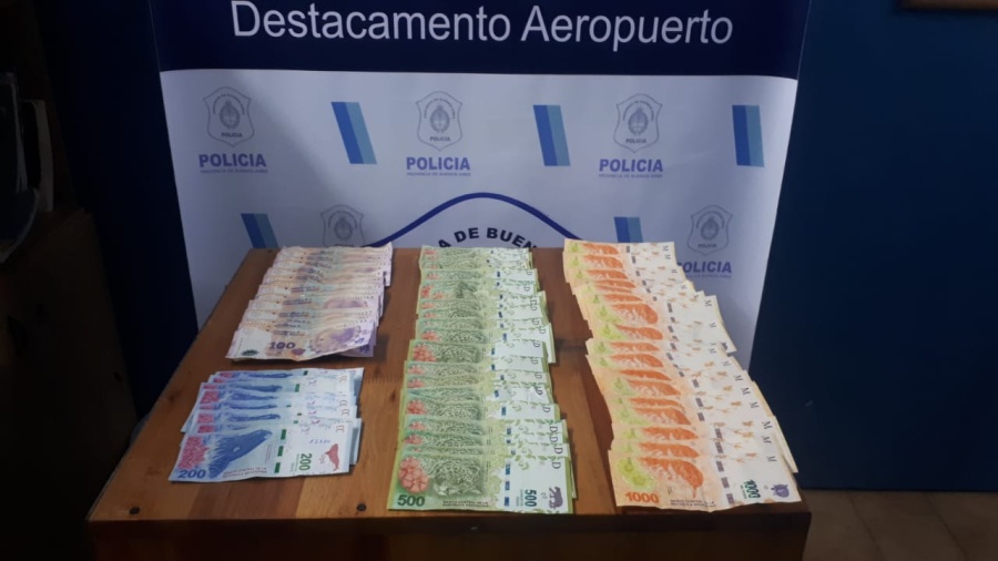 Robó en La Loma y pretendió esconderse para no ser detenido por la policía