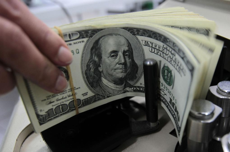 Flexibilizaron el cepo para los freelancers que cobran sus servicios en dólares