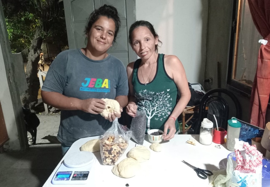 A los 10 años su mamá le dio una golpiza en La Plata, la echó de la casa, se curtió en la calle y ahora endulzará la Navidad