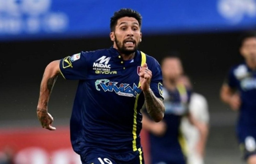 Asoma un refuerzo top para Gimnasia: Un ex jugador del Lobo tiene decidido regresar y espera la respuesta de ”Pipo”