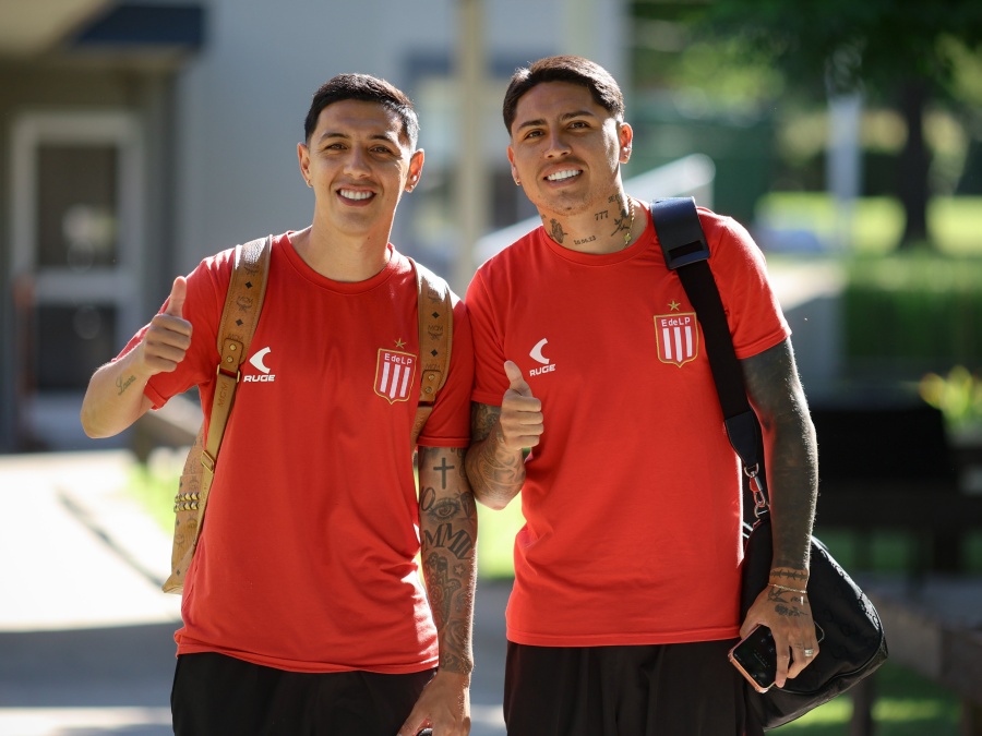 Parte la ilusión: Estudiantes vuela a Santiago para la gran final con Racing 