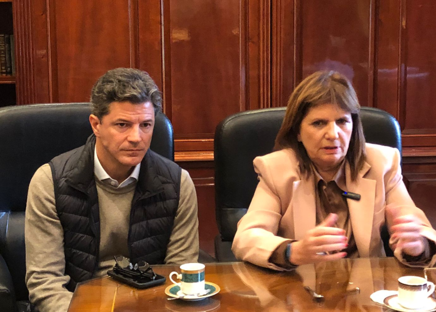 La mano derecha económica de Patricia Bullrich criticó la postura de Caputo sobre el dólar: ”Cuando flote libre hablamos”