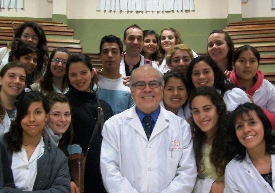 ”Era inspirador, un ejemplo para todos”: quién era Alberto Fontana, el reconocido ex profesor en la UNLP que falleció