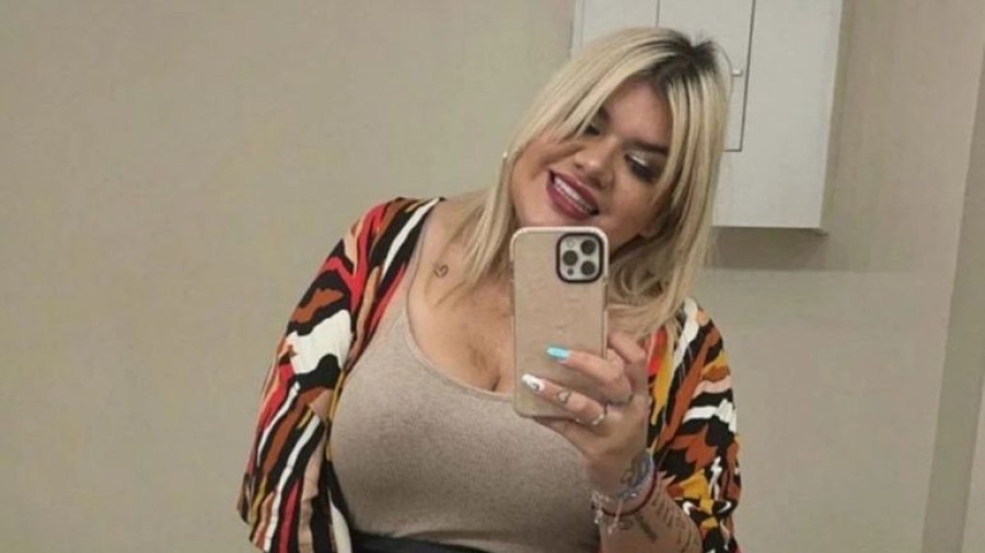 El enojo y las indirectas de More Rial en plena madrugada: ”Me voy a ir de joda y al pingo todo”