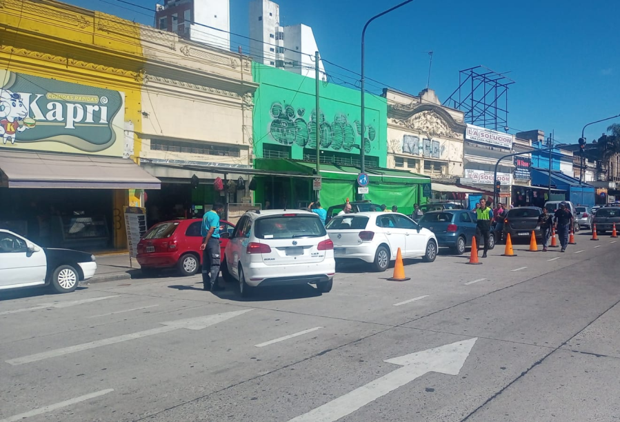 Remis ”irregular” y autos secuestrados: se realizó un nuevo operativo contra el transporte ilegal en La Plata