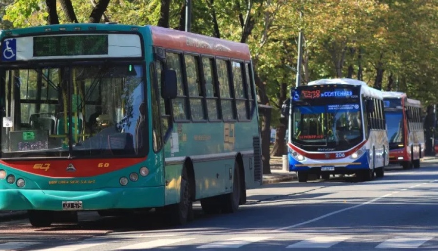 Cayó un 7% la cantidad de pasajeros que tomaron colectivos en el Área Metropolitana de Buenos Aires en octubre