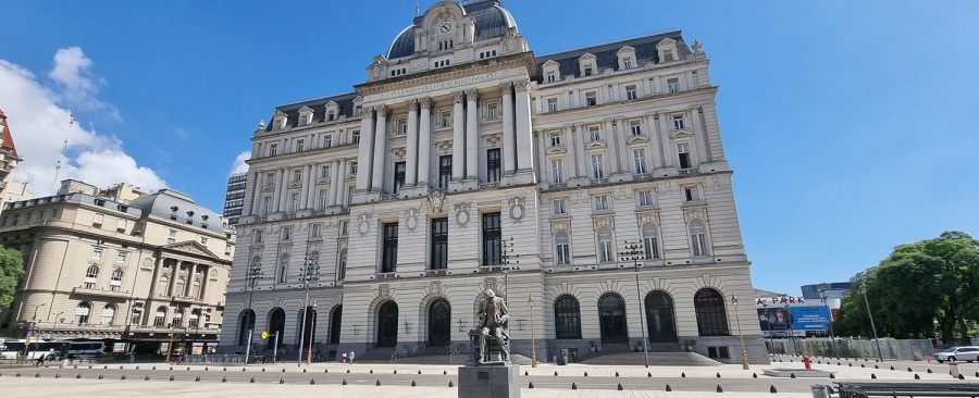 Volvieron a rendir el examen los residentes tras las irregularidades en la primera ronda “sin lentes y sin camaritas”