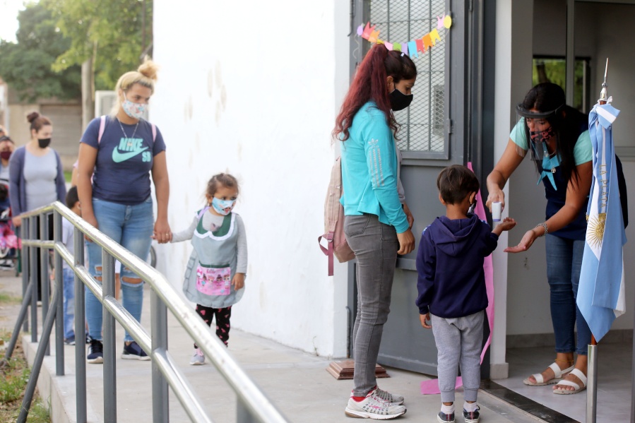 En los colegios que dependen del municipio llegaron casi al 90% de la presencialidad