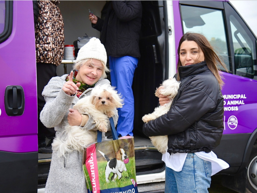 La vacunación antirrábica y atención gratuita para perros y gatos llegará a Olmos, Ringuelet y Altos de San Lorenzo