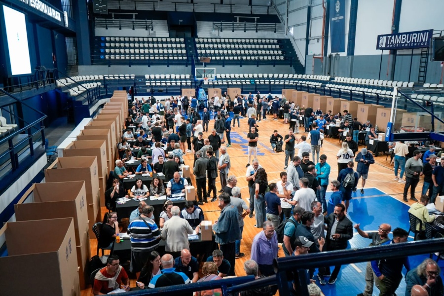 EN VIVO: Ya votaron más de cinco mil socios de Gimnasia que buscan al próximo presidente