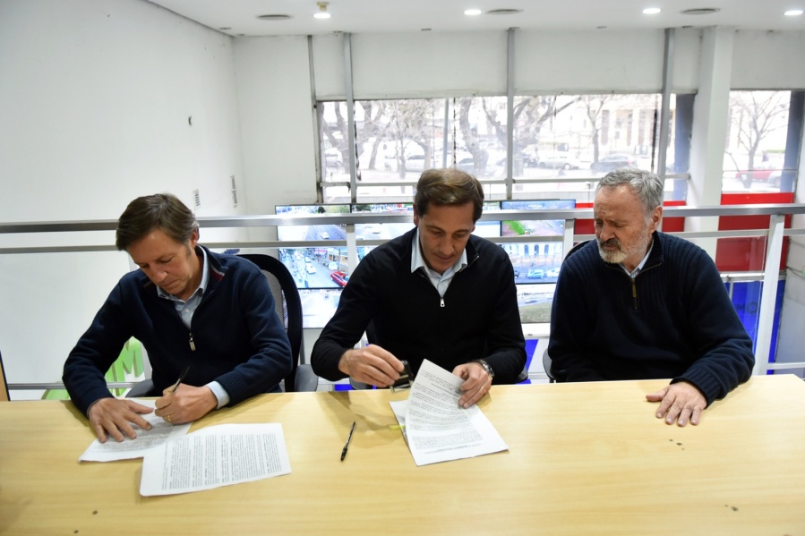 Garro acordó medidas de seguridad para comerciantes y el inicio de ”Ojos en Alerta” para denunciar situaciones sospechosas