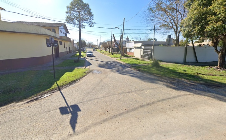 Armados, golpearon salvajemente a una mujer para robarle en su casa de Tolosa