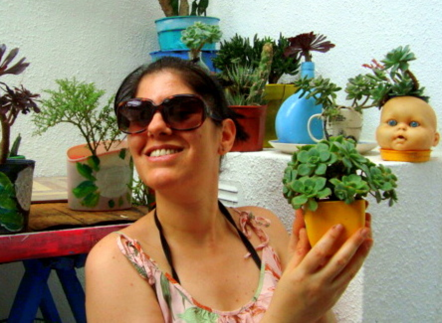 Armó un ”Tinder de Plantas” en La Plata por la crisis económica y la idea explotó: “Para mí es una terapia y una compañía”