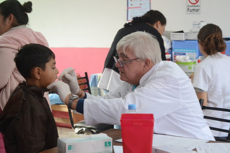 Habrá 13 jornadas de salud gratuitas en La Plata con chequeos odontológicos, vacunación y talleres