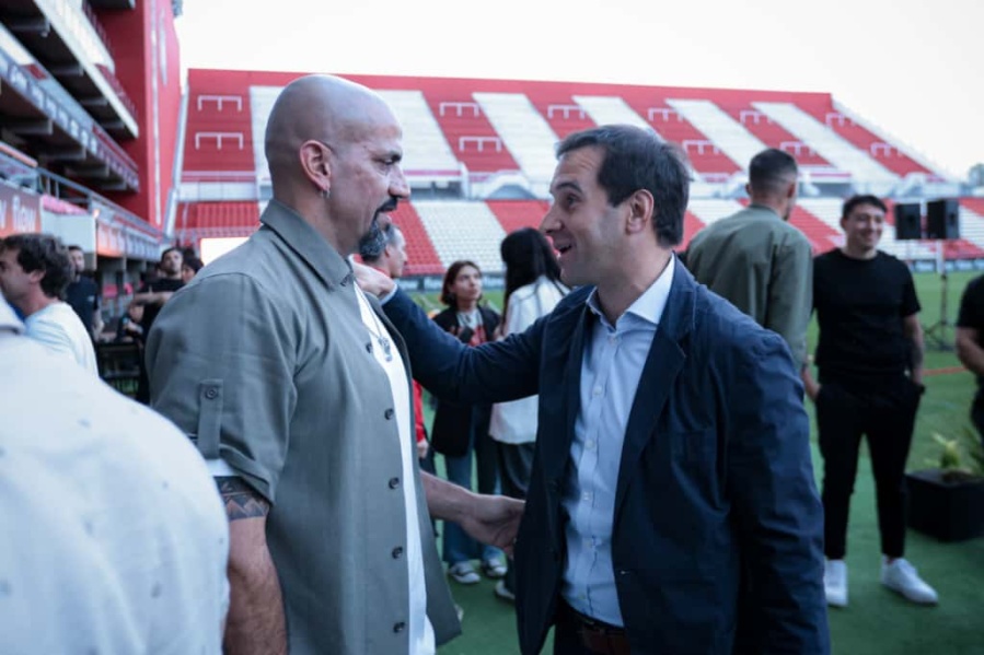 A días de la Asamblea y tras la explicación del déficit, Verón ahondó con su proyecto: ”Es algo que hacía falta”