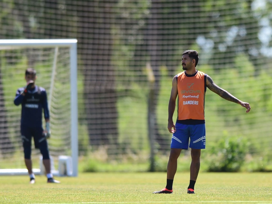 Jugó luego de varios meses, lo felicitaron públicamente y podría ser titular en el Lobo el próximo sábado