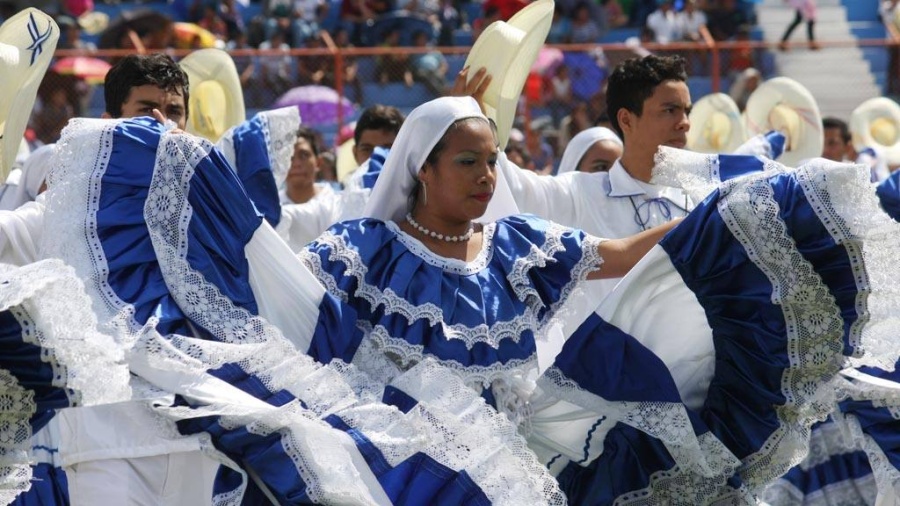 La comunidad de El Salvador celebra su independencia en la “Repu”: ”Buscamos fortalecer los vínculos con los consulados”