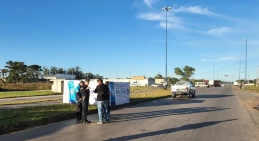 Un adolescente de 17 años mató a un hombre para robarle la bici y su madre lo entregó a la policía