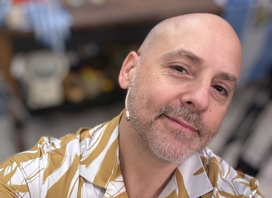 José María Muscari imaginó una noche de joda y boliche pero terminó comiendo fideos con queso: ”En mi casa, solo”