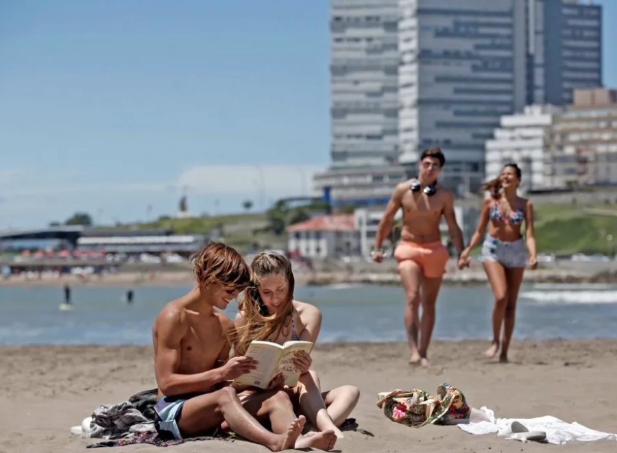 Oficializaron los feriados turísticos del 2024