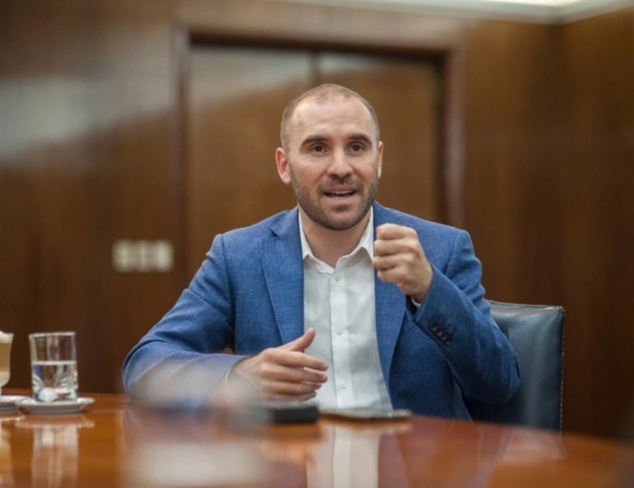 Guzmán rompió el silencio tras la carta de Cristina: ”No hubo ajuste fiscal”