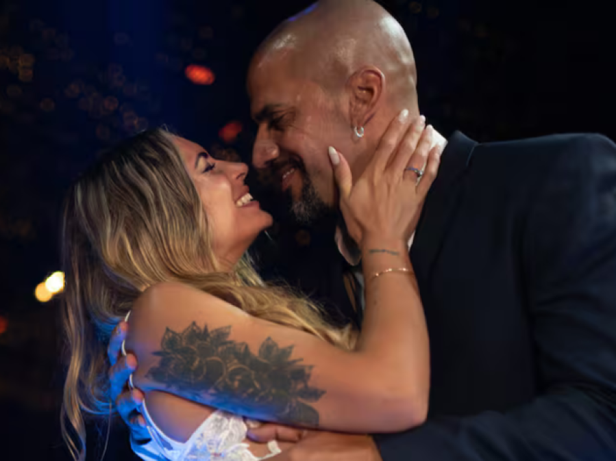 La emoción de Verón: ¿Qué palabras le dedicó a su esposa y cómo se llamará la hija que tendrán? 