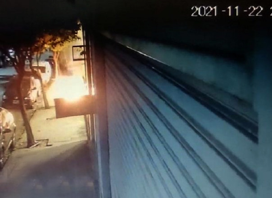 Atacaron con bombas molotov las oficinas de Clarín