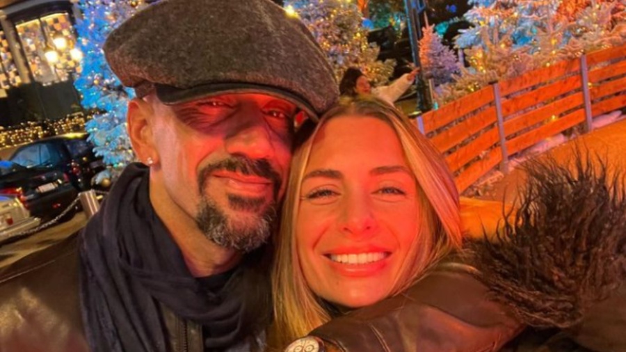 Verón desde Miami y en vacaciones furioso con una hincha: ”Hay muchos ingratos y desmemoriados”