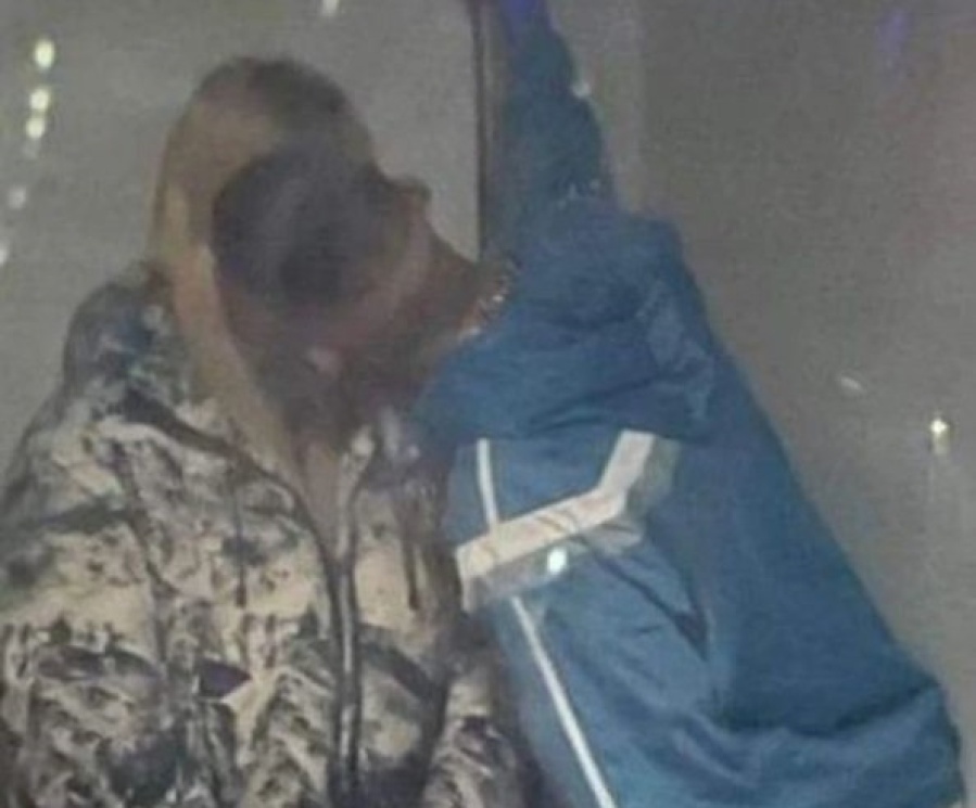 Se filtró la foto del beso entre Wanda Nara y L-Gante