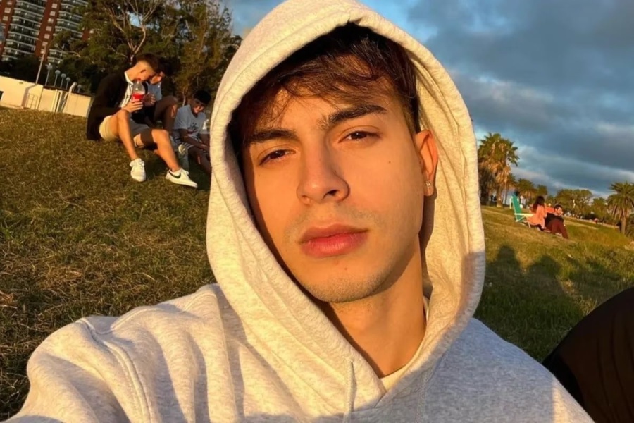 Rusherking sufrió una intoxicación y compartió una foto donde llevó tranquilidad a sus fans