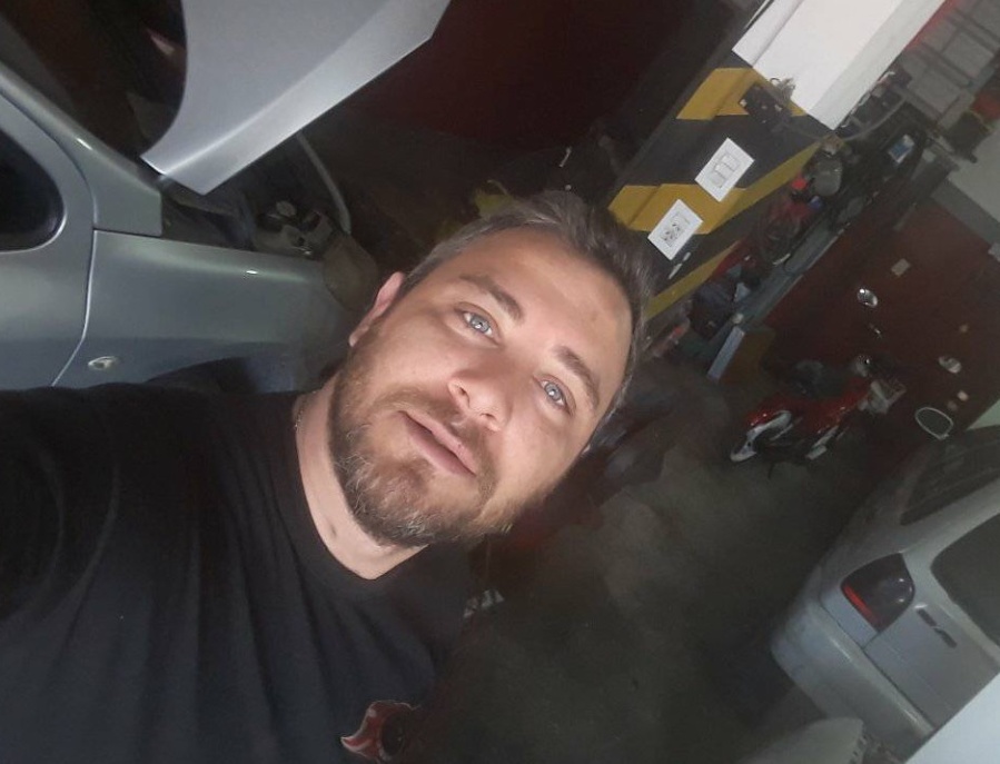 ”No sé quién soy”: un joven cree que nació en La Plata y ya recibió 6 versiones diferentes