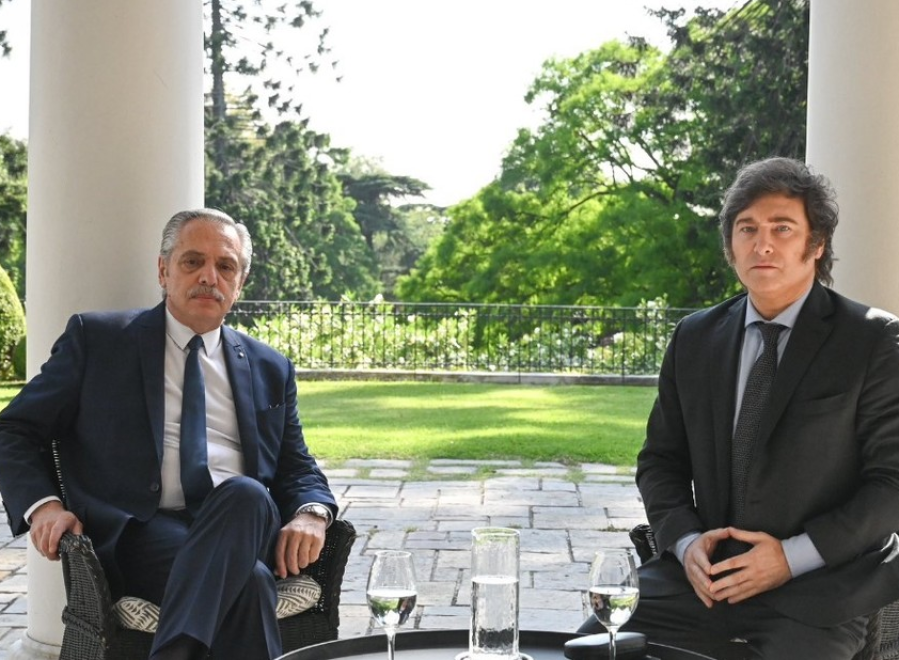 Alberto Fernández tras la retractación de Milei por el champagne en Olivos: “Sería mejor abandonar el discurso del odio”