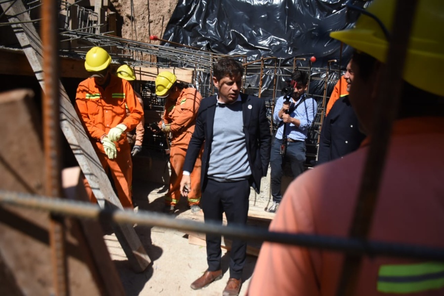 Kicillof recorrió las obras del arroyo El Regimiento en La Plata: ”Toda esta zona tendrá menos riesgo de inundación”