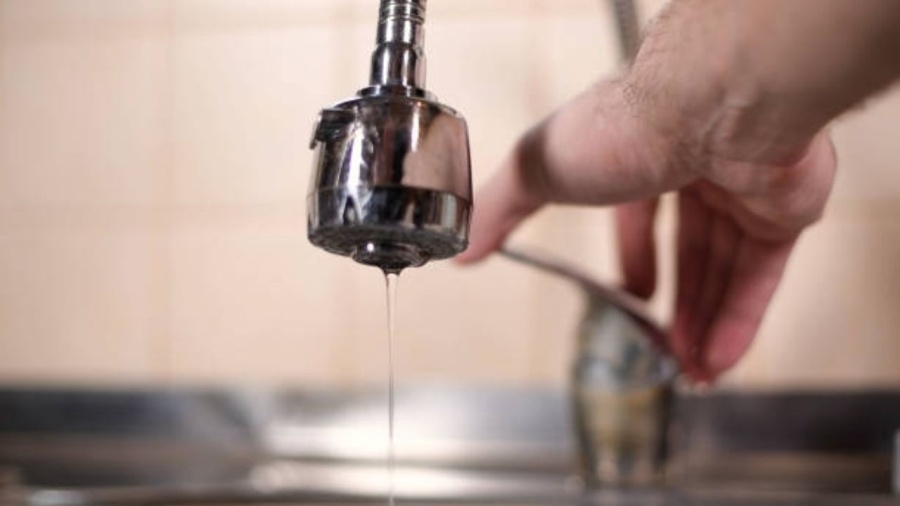 En City Bell los vecinos piden que se les suministre el servicio de agua corriente