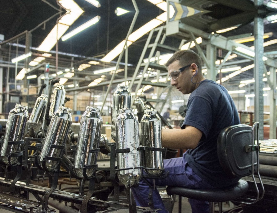 AFIP estableció las condiciones de los beneficios para pymes anunciados por Massa: entrará en vigencia el próximo jueves