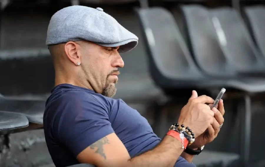 ¿La Brujita Verón cambia de equipo?