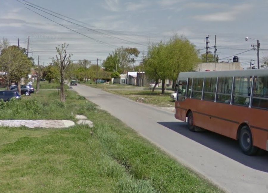 En 72 y 149 reclamaron por el alumbrado público: ”Ya tuvimos cuatro choques en el mes”