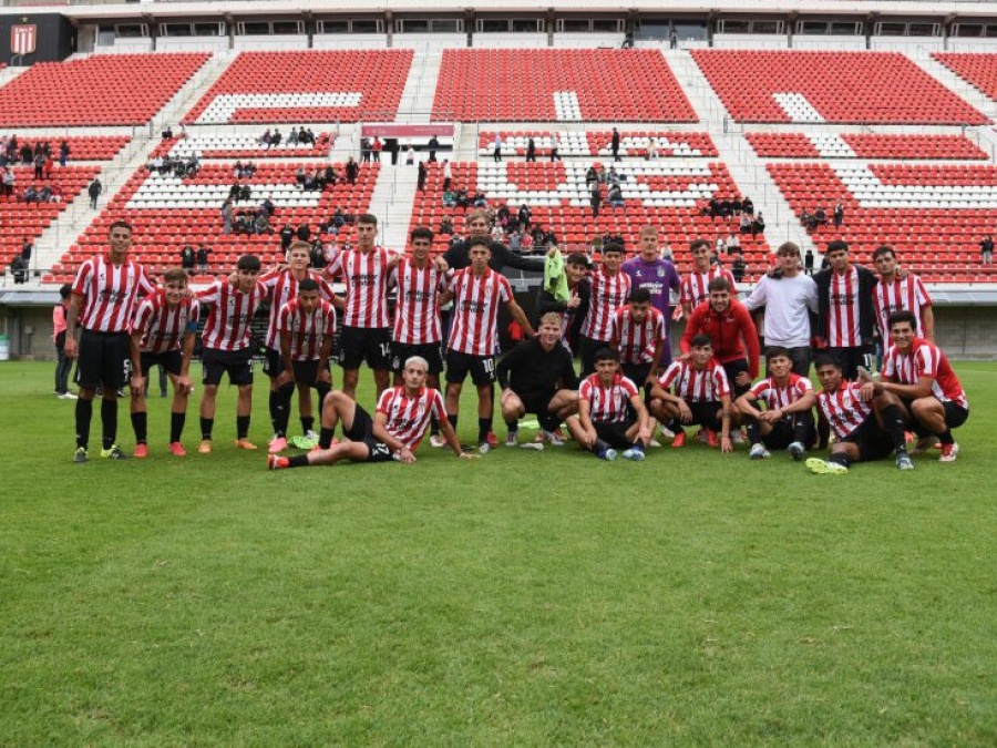 La noche de Magdaleno y Desábato: Uno orgullo de pueblo y recuperado de una rara dolencia; otro con linaje y apellido ilustre
