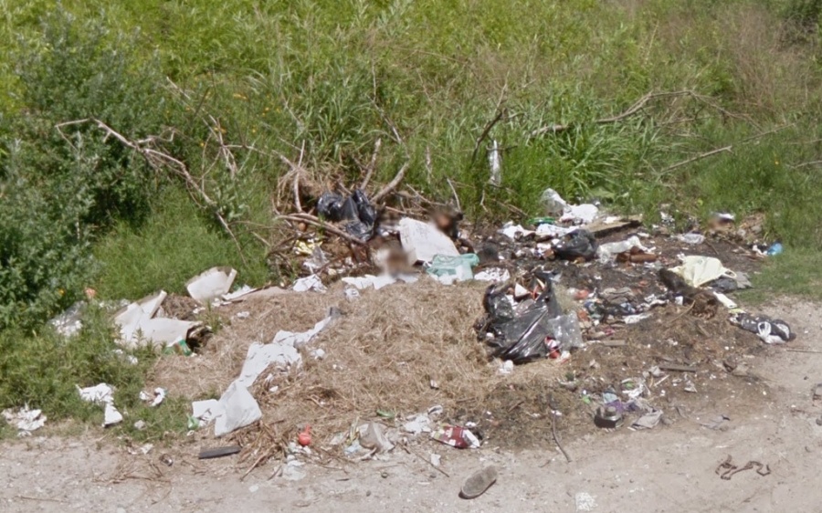 Vecinos de San Carlos piden por la recolección de residuos y las ramas de los árboles que ”abundan en las esquinas”