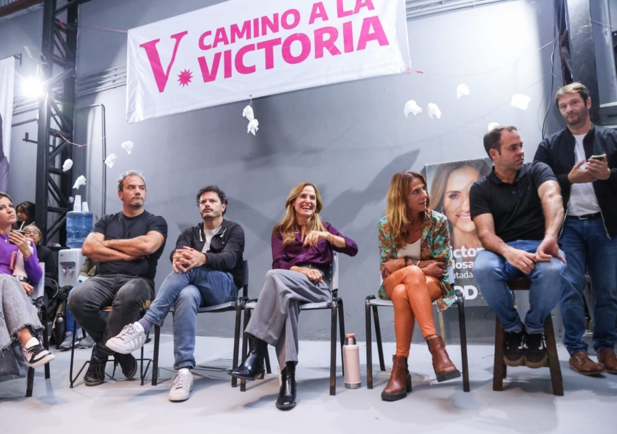 Tolosa Paz en un masivo plenario en La Plata: ”Kicillof es el emergente natural de los próximos 20 años en el peronismo”