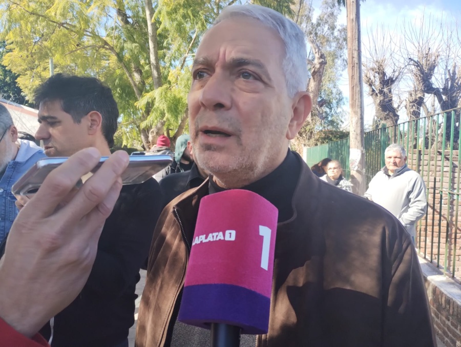 Alak votó en Gonnet: ”Hicimos una campaña austera, ética, sin agresiones, y recorriendo casi cuatro veces cada localidad”