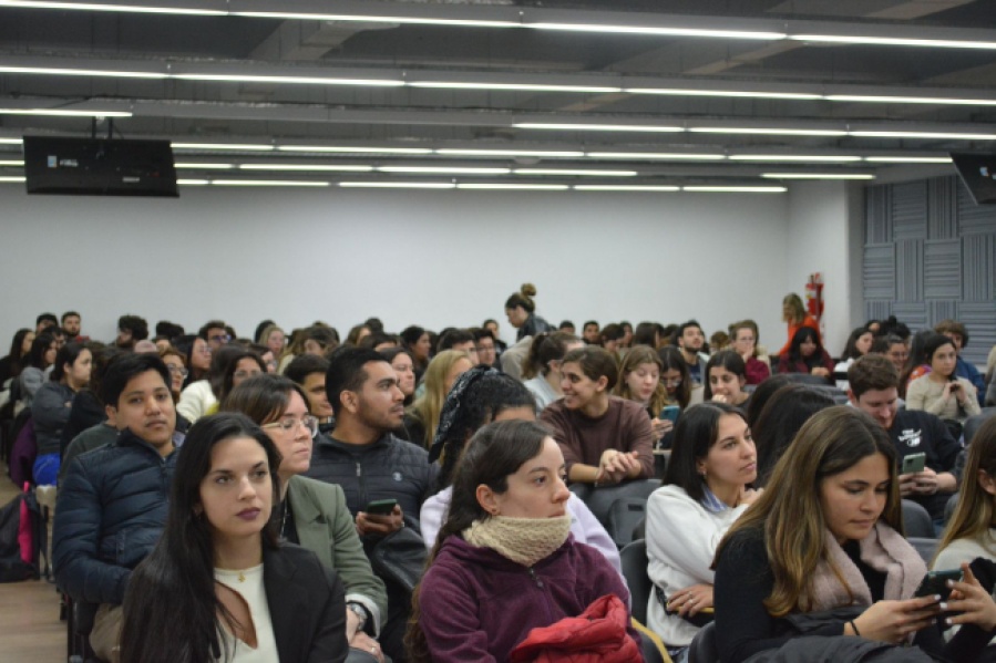 Más de 600 profesionales comienzan sus residencias en la provincia de Buenos Aires con nuevo reglamento