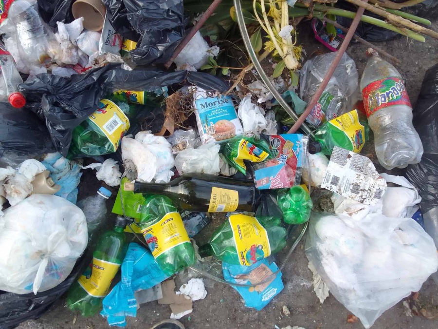 Vecinos de calle 121 y 527 reclaman por basura acumulada