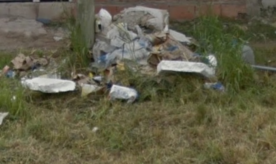 Vecinos de Los Hornos piden mayor limpieza en la zona de 162 y 63